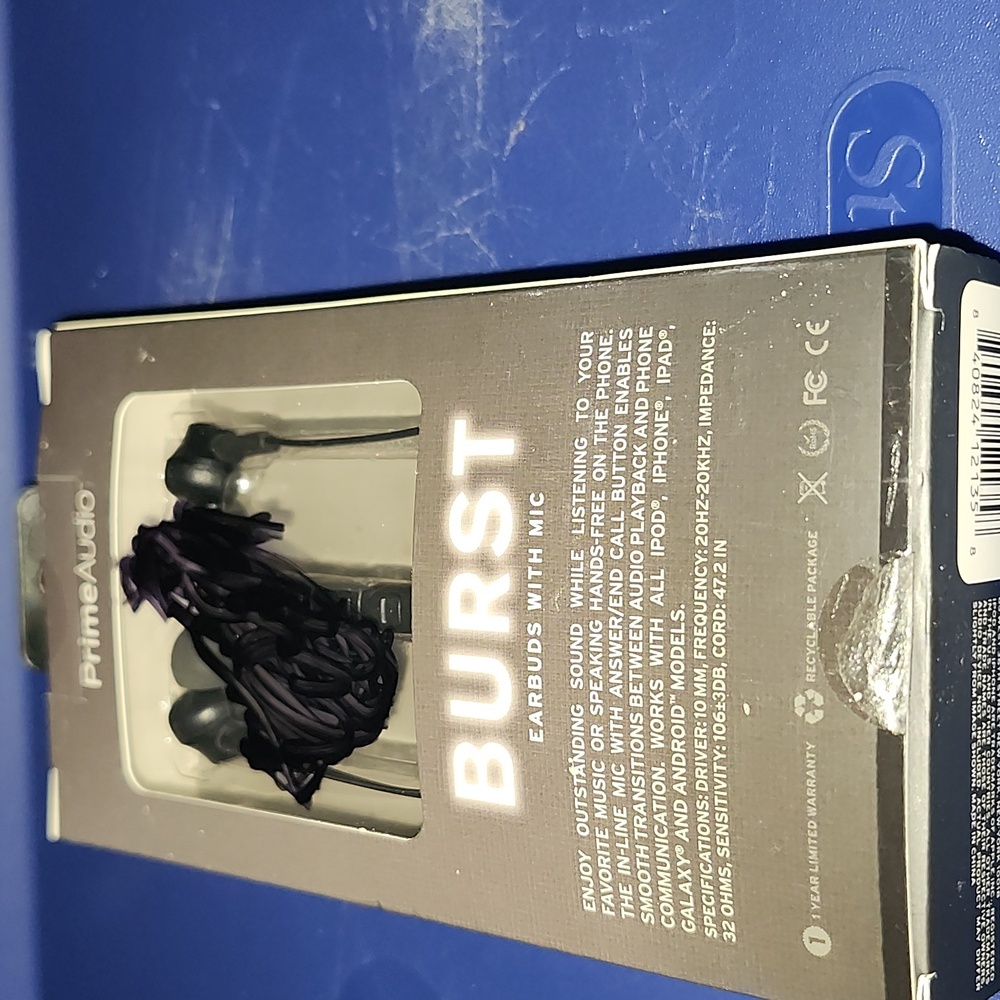 Ear buds - Picture 2 of 2